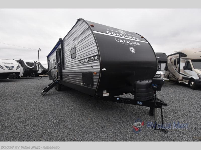 New 2026 Coachmen Catalina Legacy Edition 293TQBSCK available in Franklinville, North Carolina
