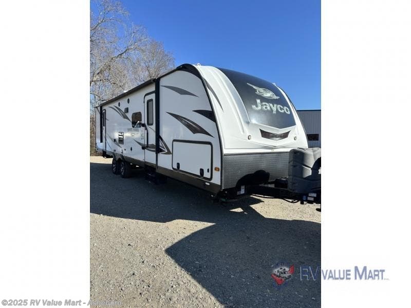 Used 2016 Jayco White Hawk 33BHBS available in Franklinville, North Carolina