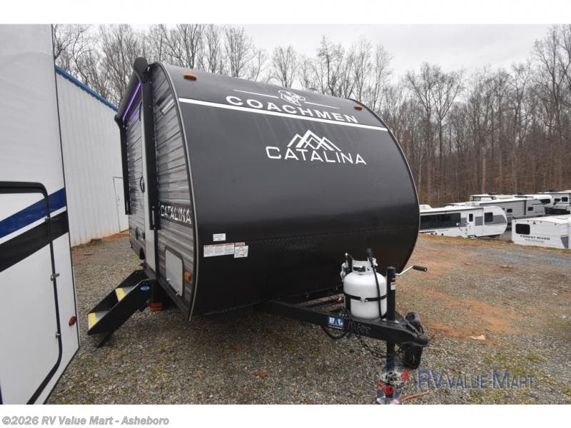 New 2026 Coachmen Catalina Summit Series 7 134RKX available in Franklinville, North Carolina