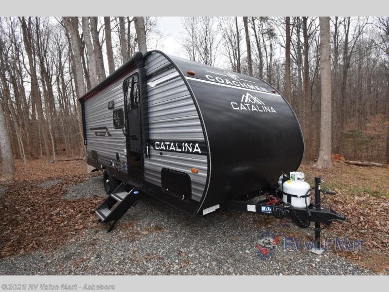 New 2026 Coachmen Catalina Summit Series 7 184BHSX available in Franklinville, North Carolina