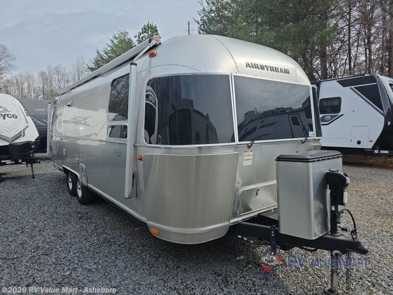Used 2023 Airstream Globetrotter 27FB available in Franklinville, North Carolina