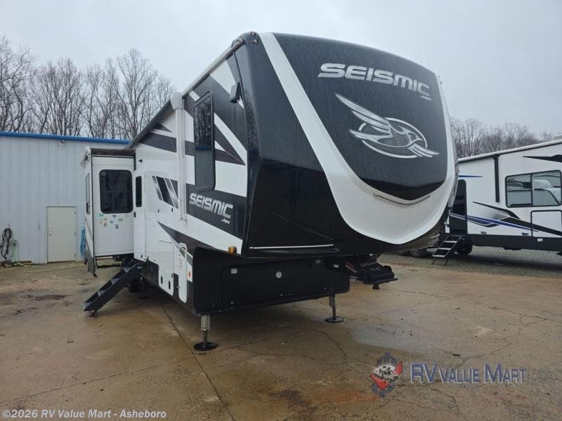 Used 2023 Jayco Seismic 405 available in Franklinville, North Carolina