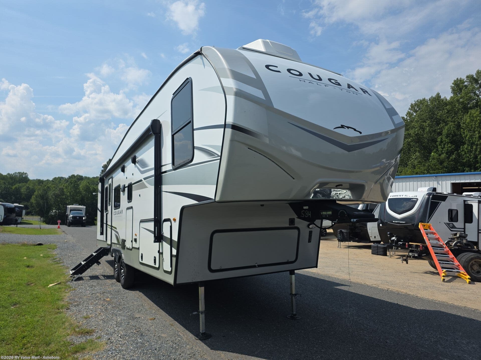 Used 2023 Keystone Cougar Half-Ton 29BHL available in Franklinville, North Carolina