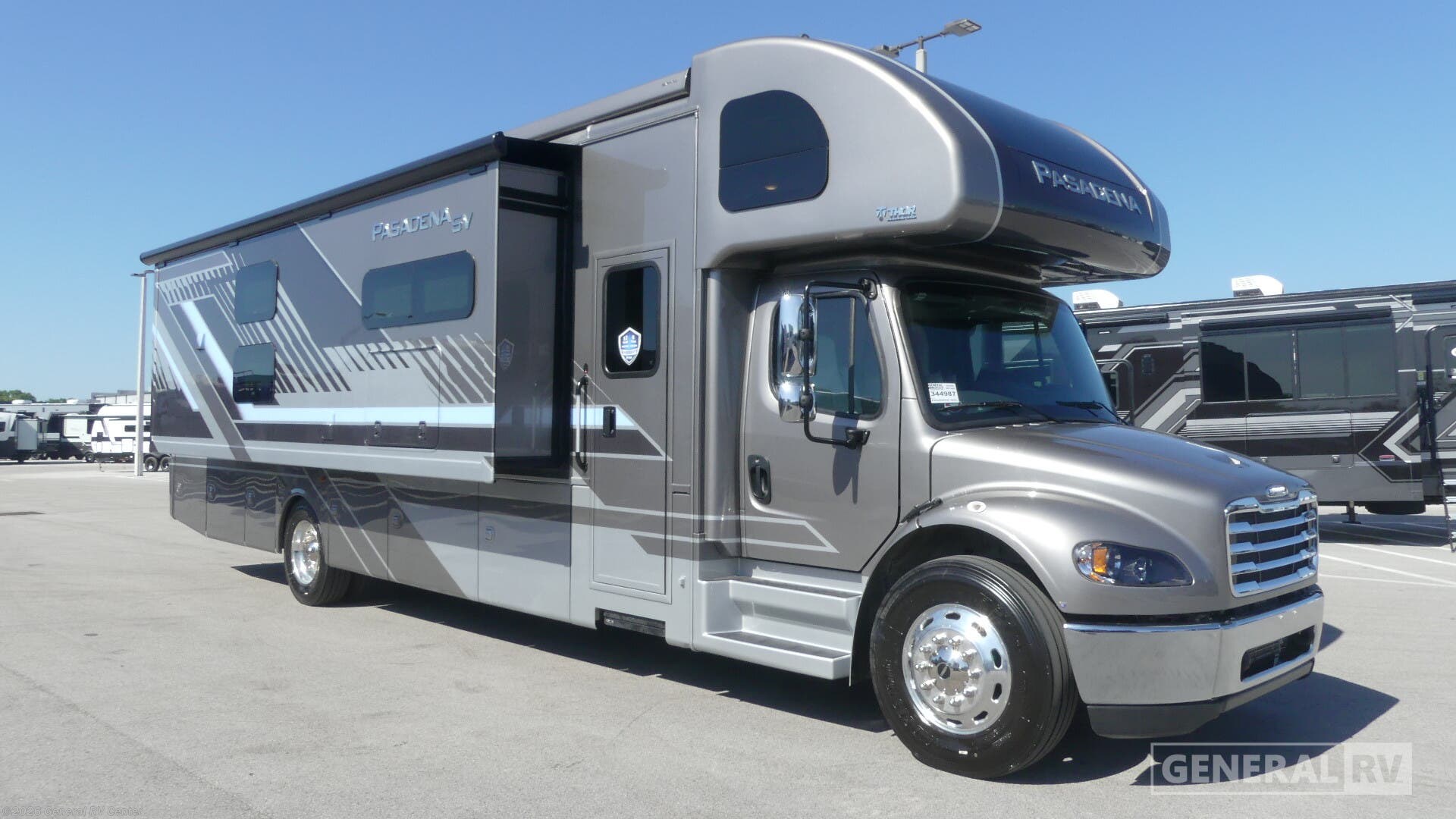 New 2026 Thor Motor Coach Pasadena SV 38XL available in Fort Pierce, Florida