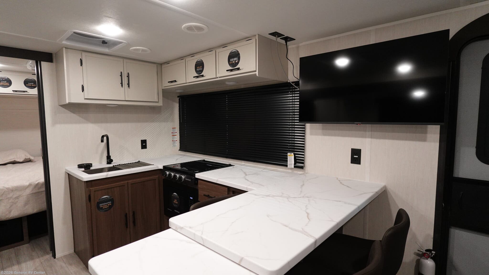 New 2026 Winnebago Micro Minnie 2108DS available in Fort Myers, Florida