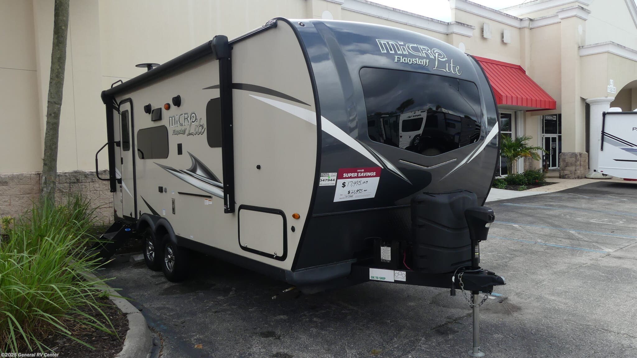 Used 2021 Forest River Flagstaff 21FBRS available in Fort Myers, Florida