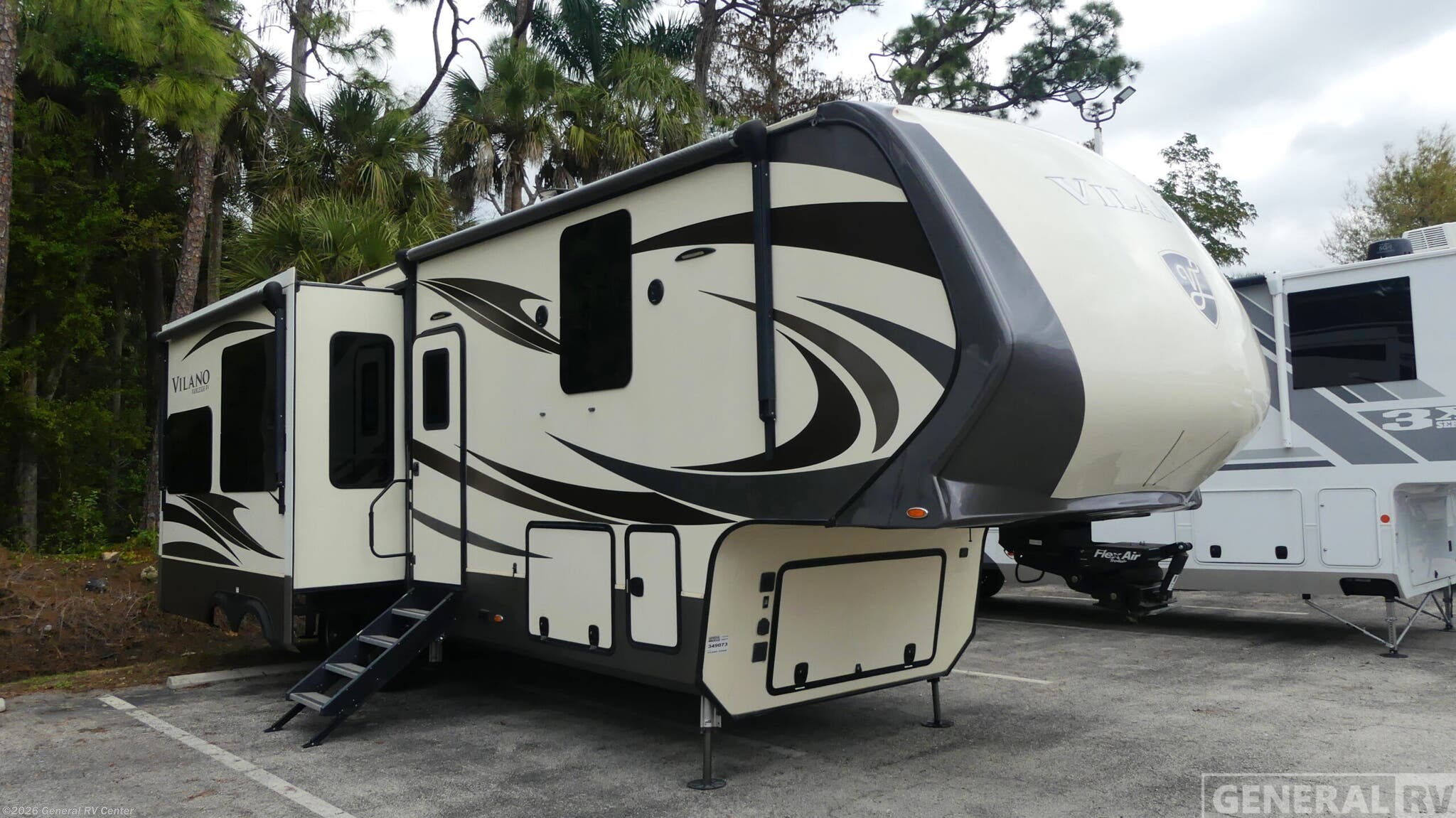 Used 2018 Vanleigh Vilano 320GK available in Fort Myers, Florida