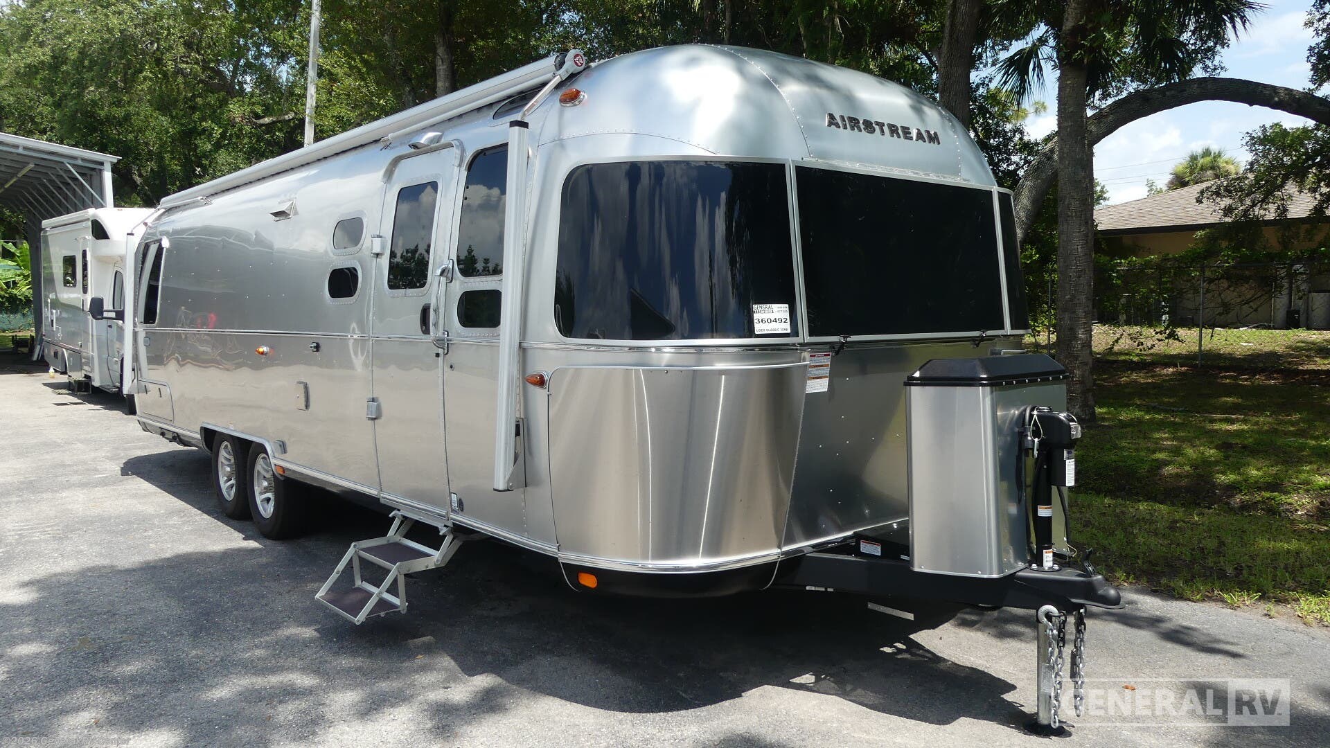 Used 2026 Airstream Classic 30RB TWIN available in Fort Myers, Florida