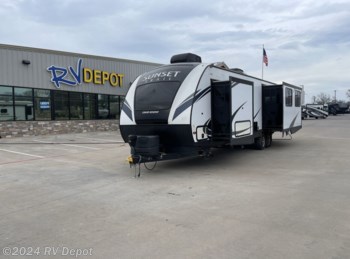 Used 2018 Keystone  SUNSET TRAIL 33SI available in Cleburne, Texas