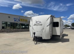 Used 2018 Jayco Eagle 322RLOK available in Cleburne, Texas