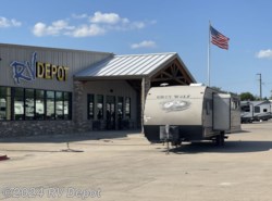 Used 2017 Forest River Cherokee GRAY WOLF 2 available in Cleburne, Texas