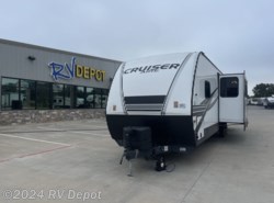 Used 2022 Keystone  CRUISER 33BHB available in Cleburne, Texas