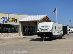 Used 2020 K-Z Connect 322BHK available in Cleburne, Texas