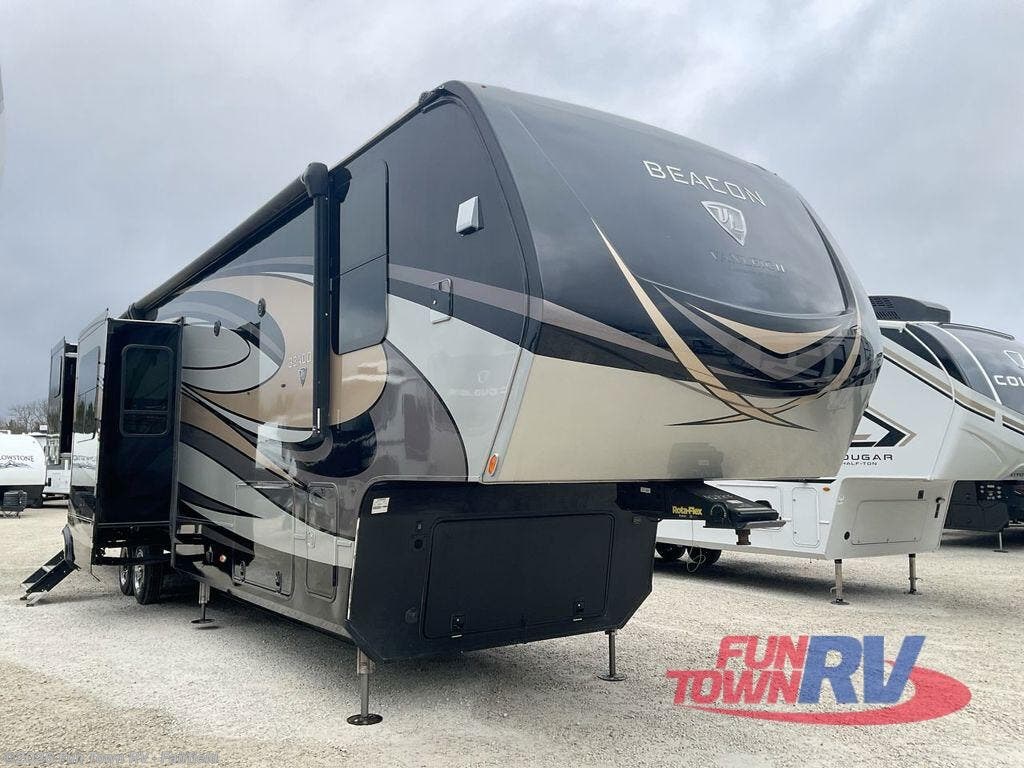Used 2021 Vanleigh Beacon 42RKB available in Fairfield, Texas