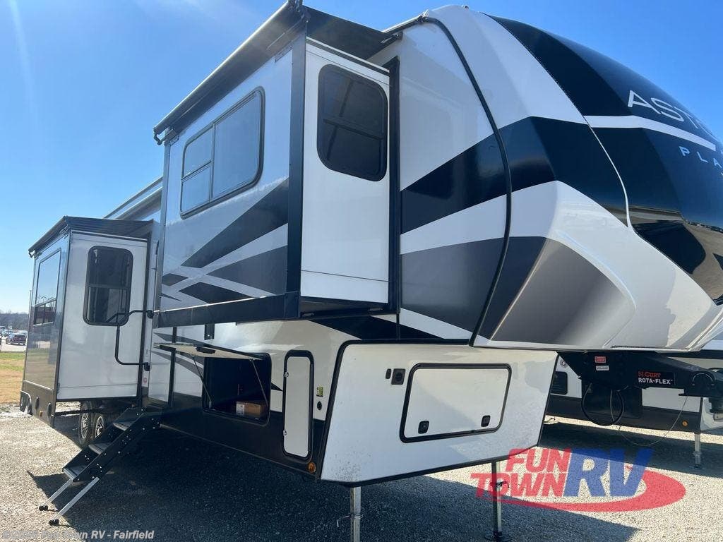 New 2025 Dutchmen Astoria 3803FLP available in Fairfield, Texas
