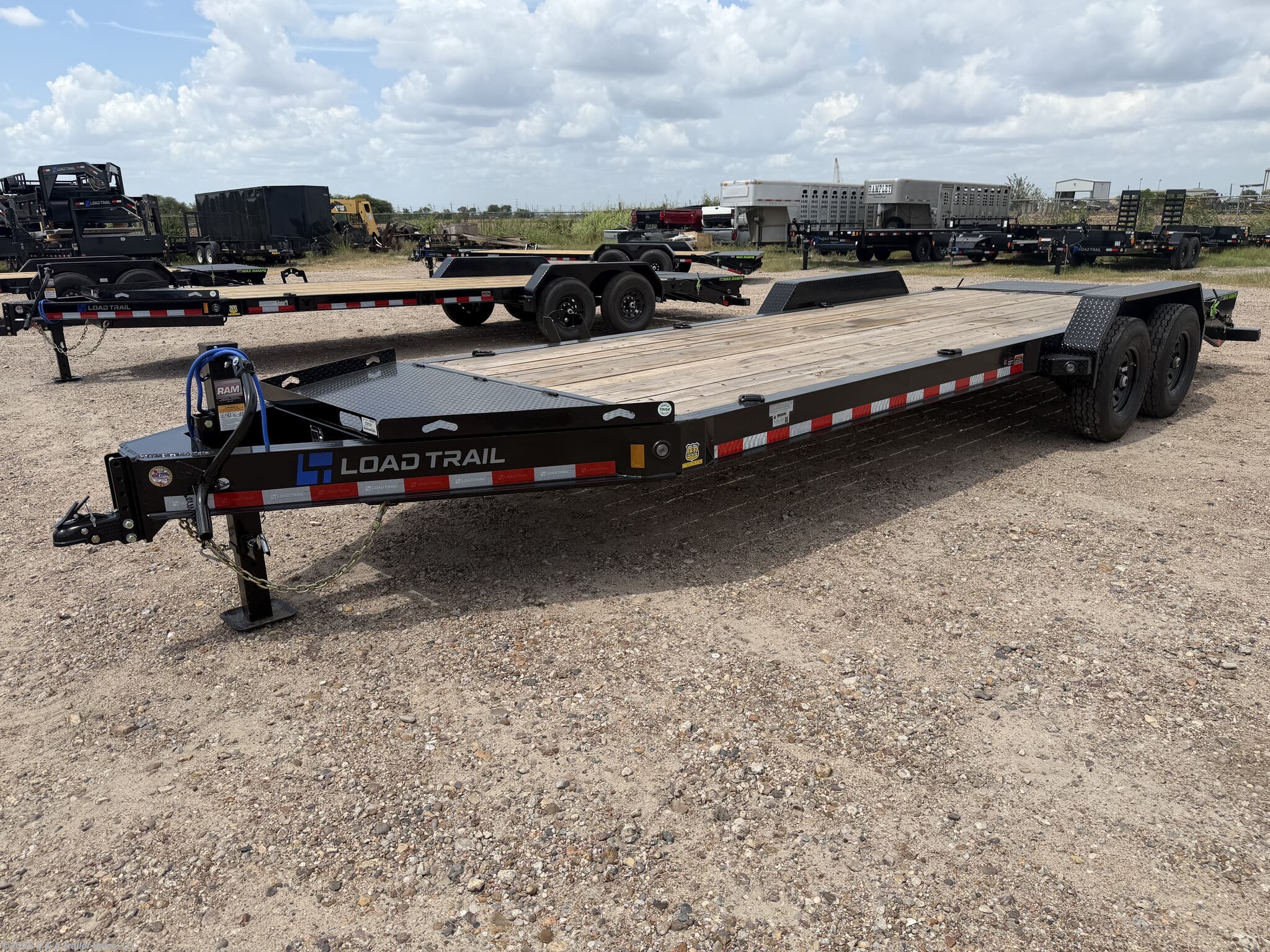 2026 Load Trail 83X22 LOWBOY MAX RAMPS 14K