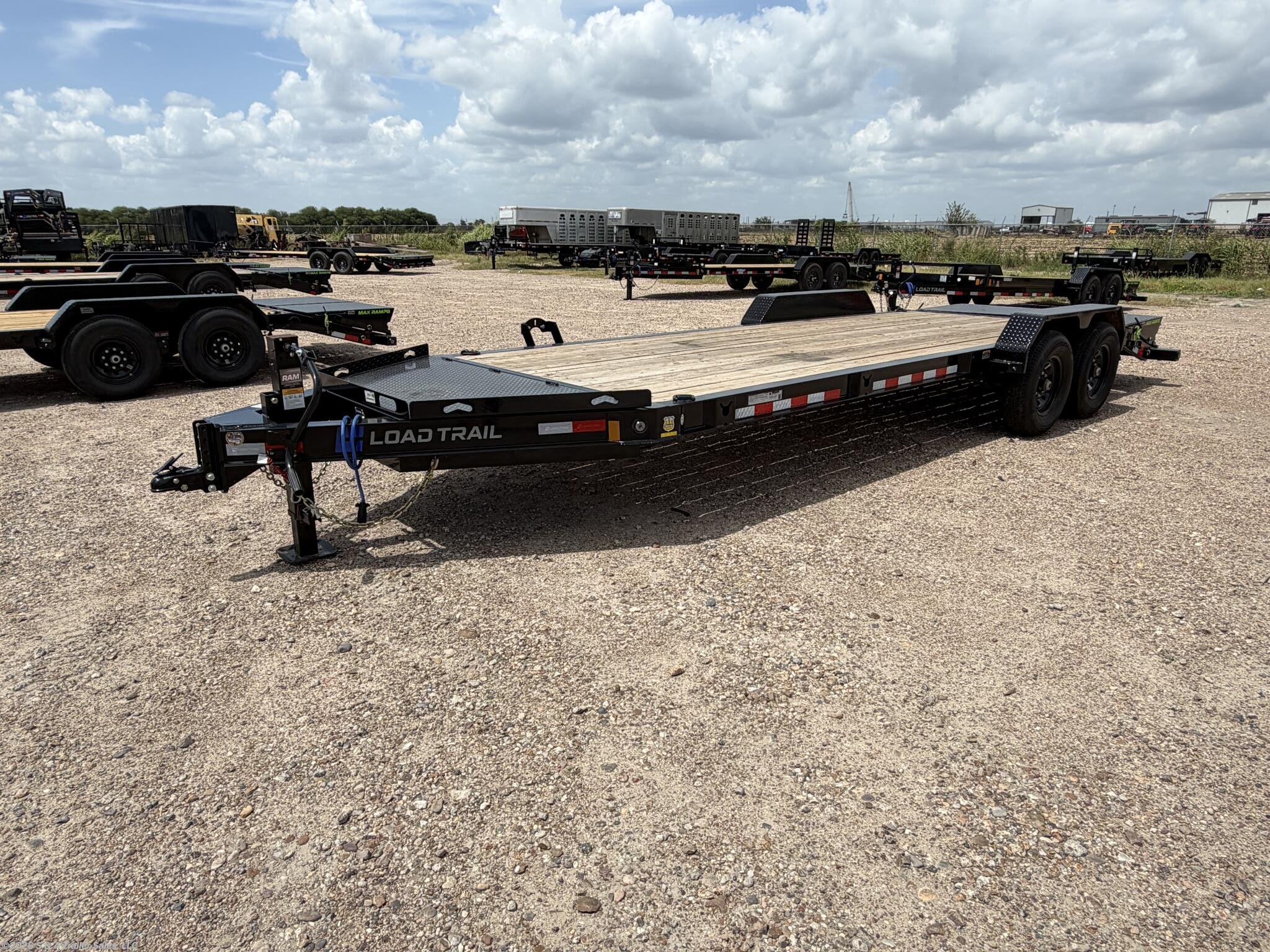 2026 Load Trail 83X22 LOWBOY MAX RAMPS 14K