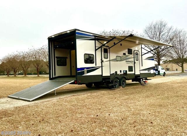 Used 2019 Keystone Impact Vapor Lite TH 29V available in Virginia Beach, Virginia