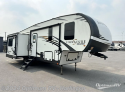Used 2020 Forest River Rockwood Signature Ultra Lite 8299BS available in La Feria, Texas