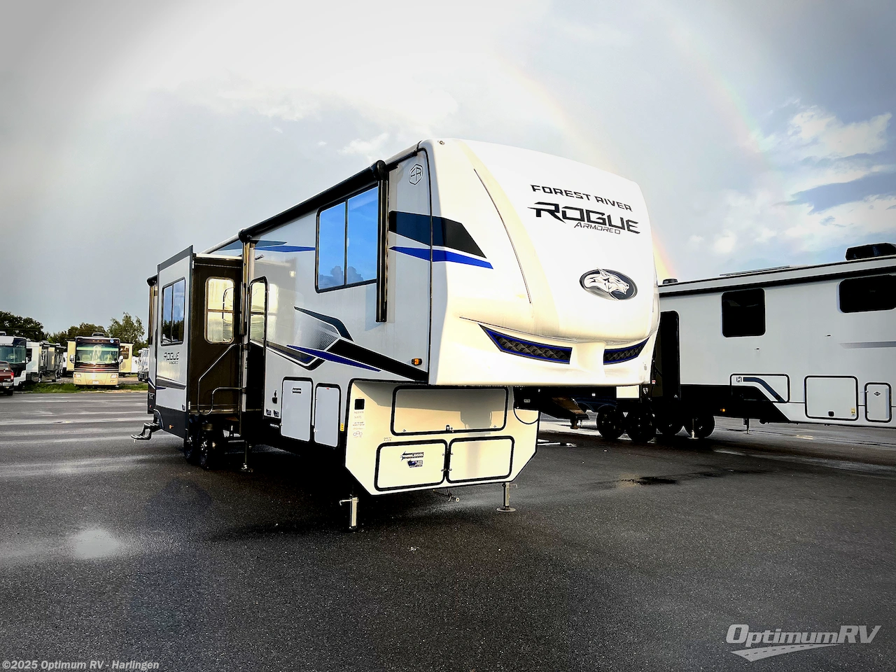 New 2025 Forest River Vengeance Rogue Armored 341GS11 available in La Feria, Texas
