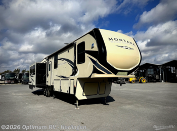 Used 2020 Keystone Montana 3855BR available in La Feria, Texas