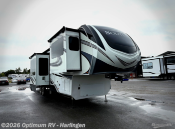 Used 2021 Grand Design Solitude 380FL available in La Feria, Texas