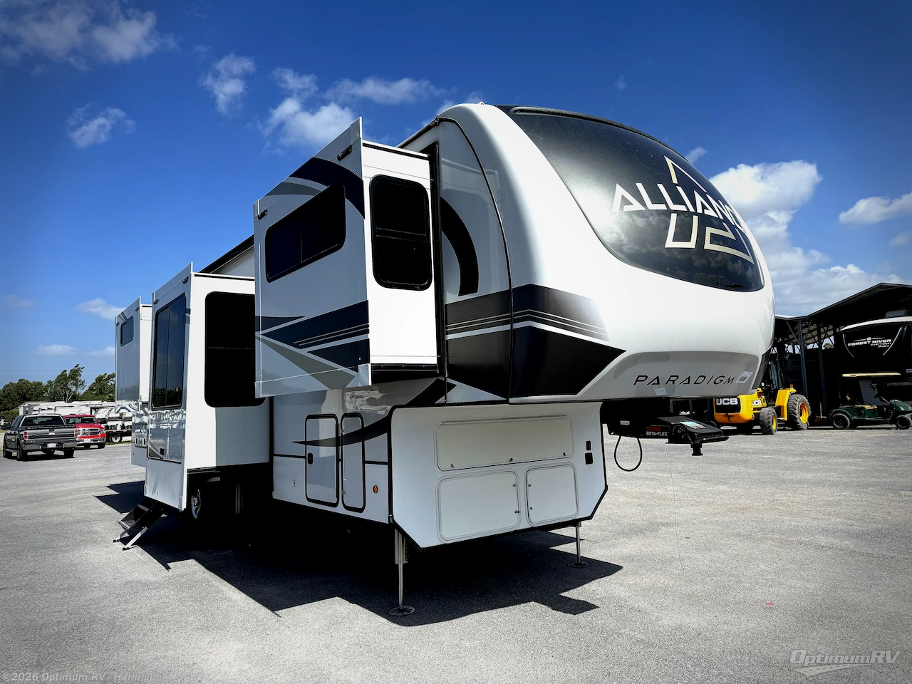 Used 2024 Skyline Alliance Paradigm 385FL available in La Feria, Texas