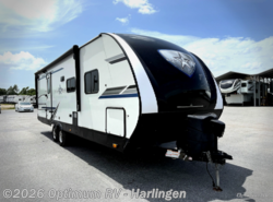 Used 2022 Highland Ridge Silverstar S-Lite 241BH available in La Feria, Texas