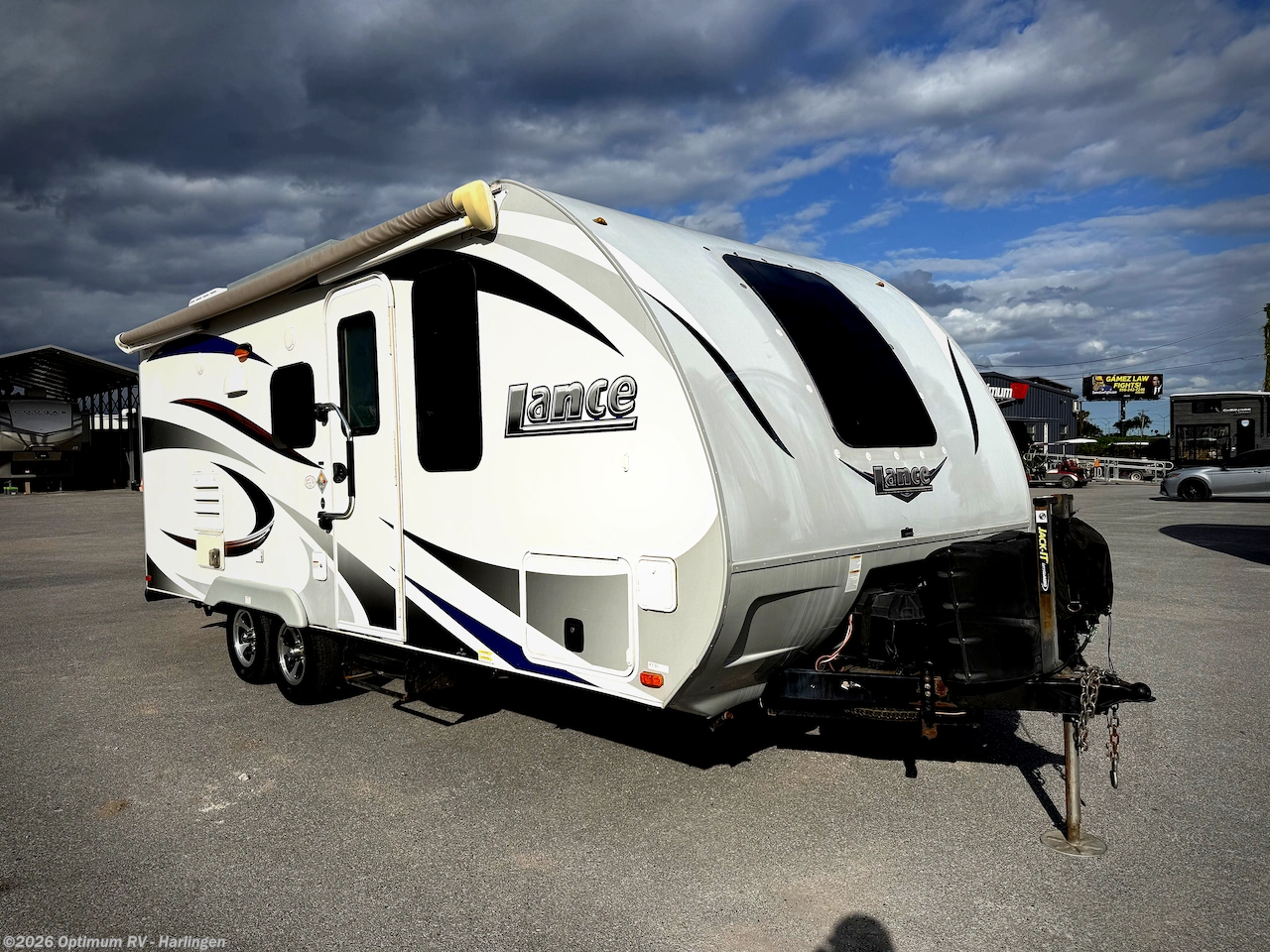 Used 2017  Lance  Lance Travel Trailers 1985 by Lance from Optimum RV - Harlingen in La Feria, TX