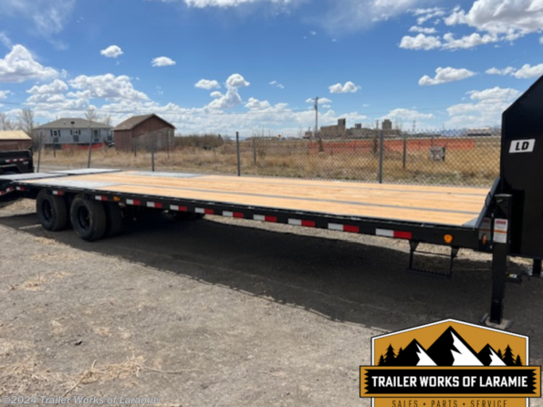 2024 PJ Trailers Gooseneck 2024 PJ Trailers  Flatbed Trailer LS252  Flatbed available in Laramie, WY