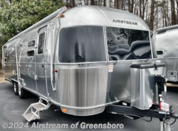 New 2024 Airstream Flying Cloud 30RB available in Colfax, North Carolina