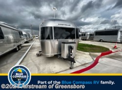New 2024 Airstream Flying Cloud 30RB Twin available in Colfax, North Carolina