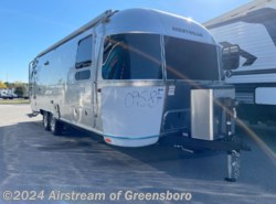 New 2024 Airstream Flying Cloud 27FB Twin available in Colfax, North Carolina