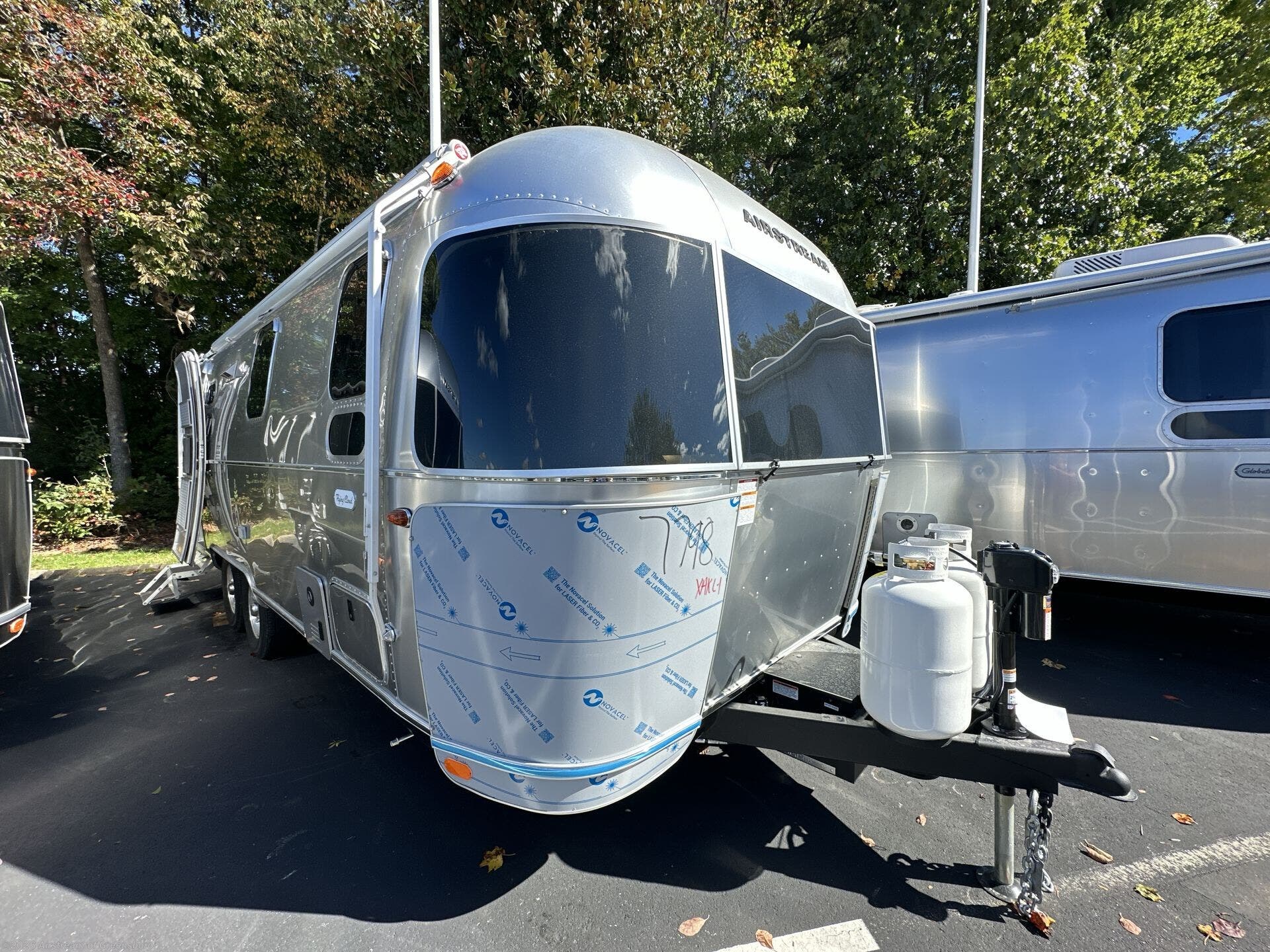 New 2026 Airstream Flying Cloud 25FB available in Colfax, North Carolina