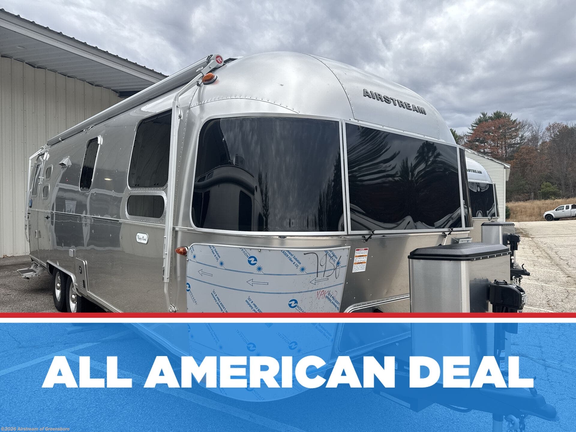 New 2026 Airstream Flying Cloud 27FB available in Colfax, North Carolina