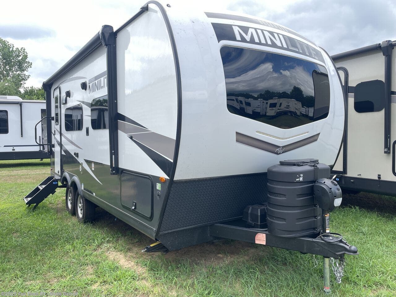 Used 2024 Forest River Rockwood Mini Lite 2109S available in North Branch, Michigan