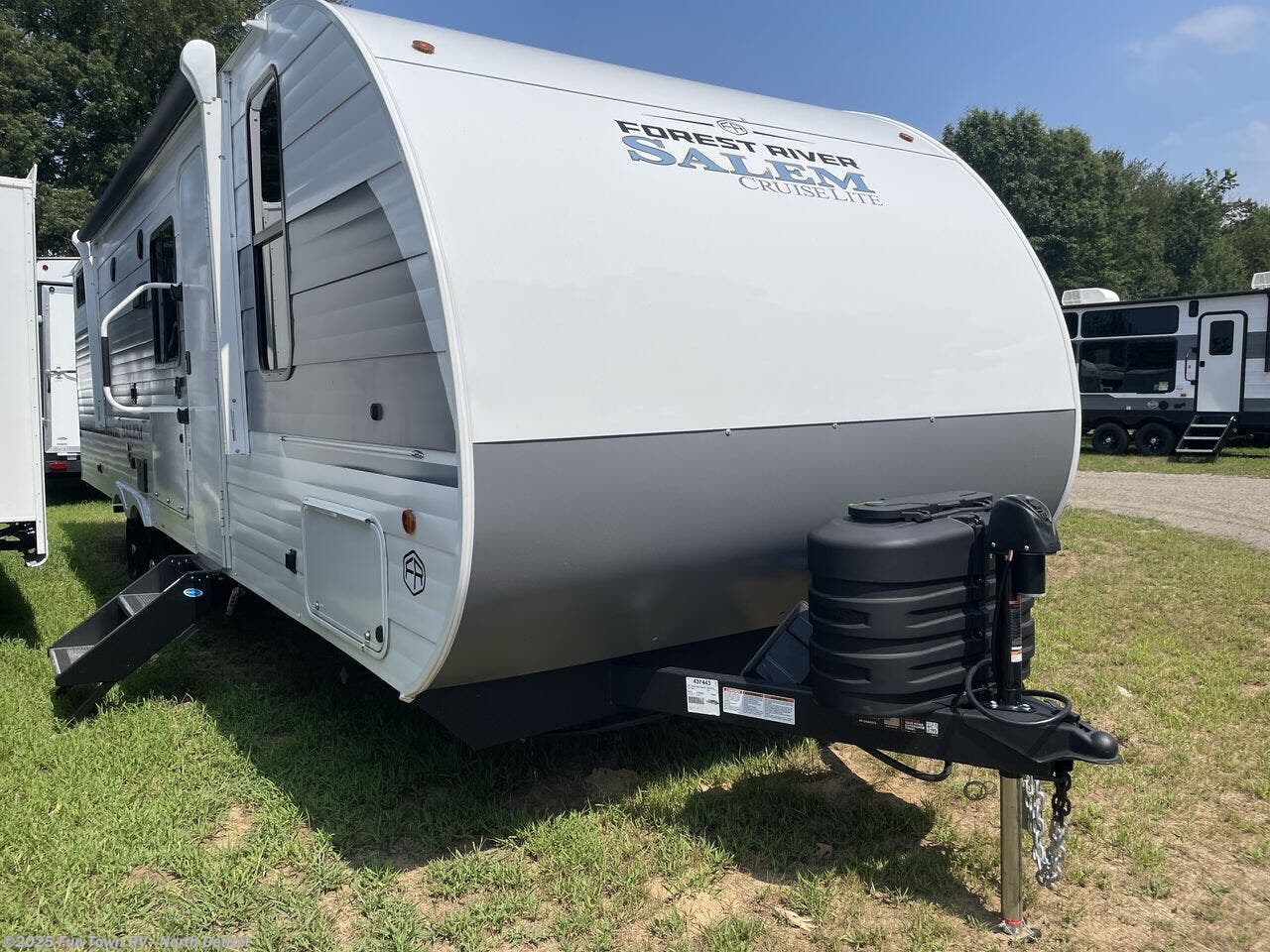 New 2026 Forest River Salem Cruise Lite 28VBXL available in North Branch, Michigan
