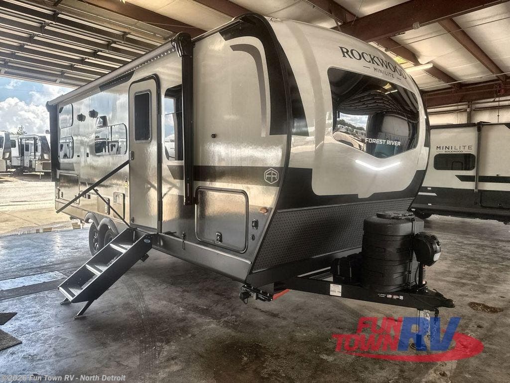 New 2026 Forest River Rockwood Mini Lite 2509S available in North Branch, Michigan