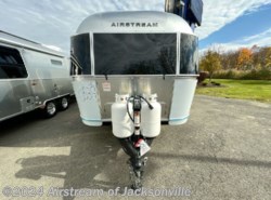 New 2024 Airstream Flying Cloud 30FBQ available in Jacksonville, Florida