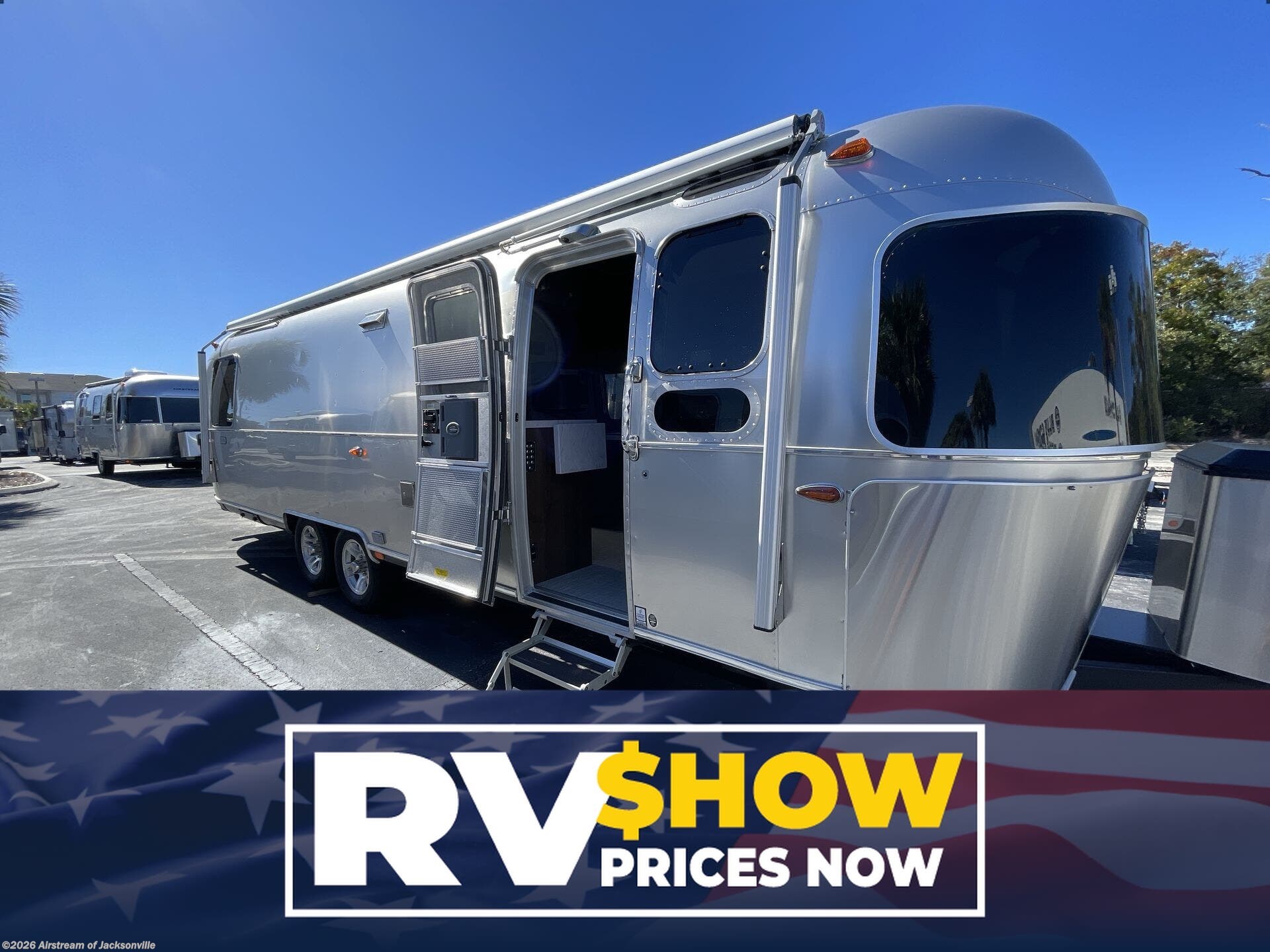 New 2026 Airstream Classic 30RB available in Jacksonville, Florida