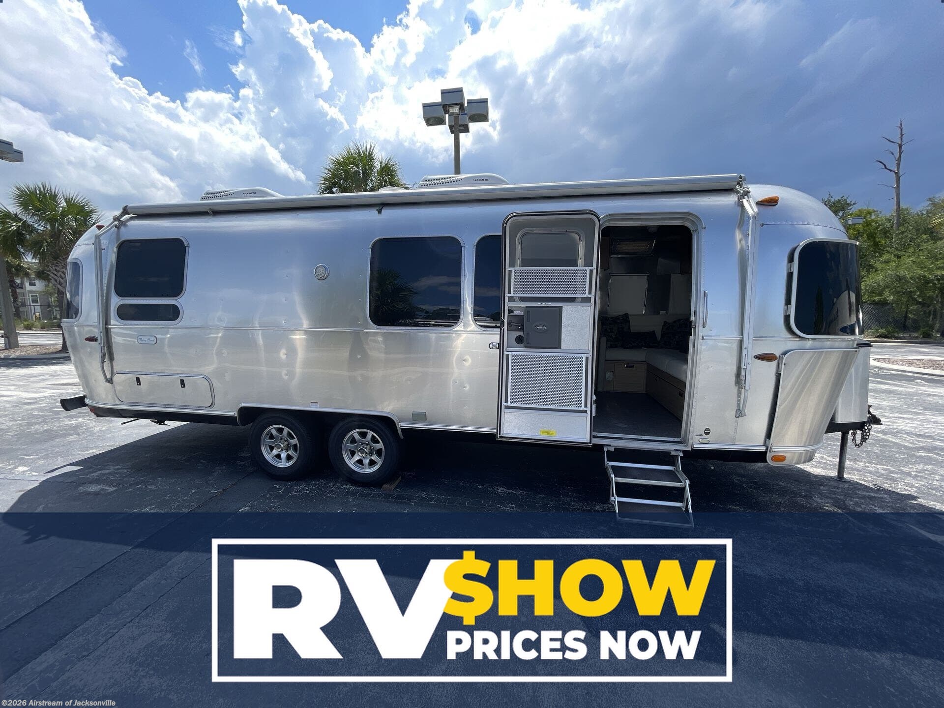 Used 2020 Airstream Flying Cloud 28rbt available in Jacksonville, Florida
