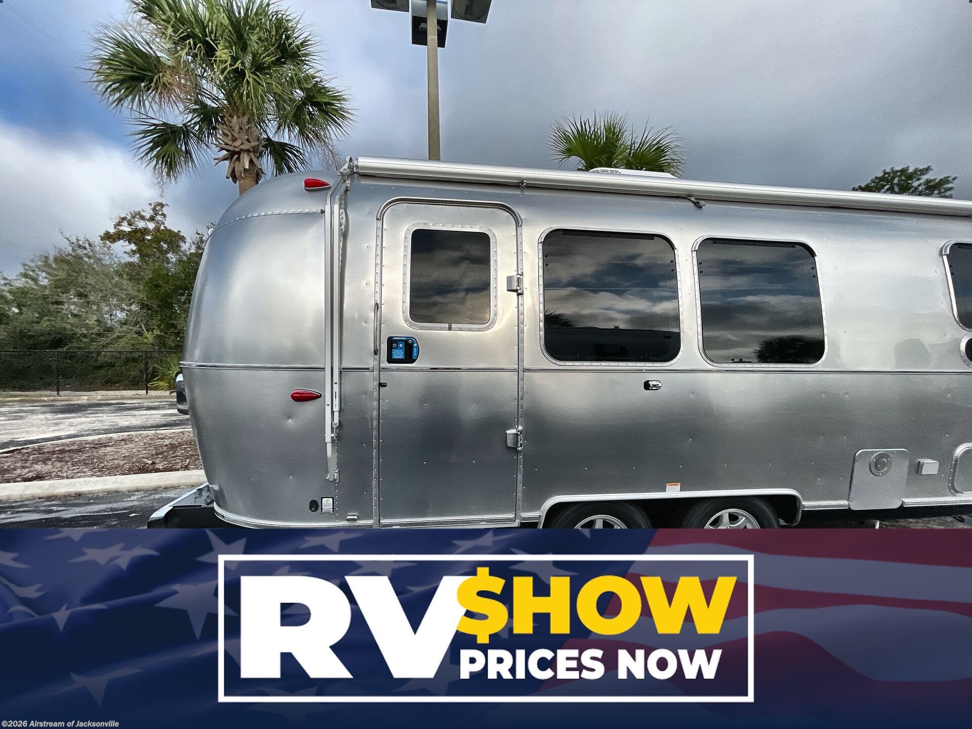 New 2027 Airstream Flying Cloud 23FB Twin available in Jacksonville, Florida