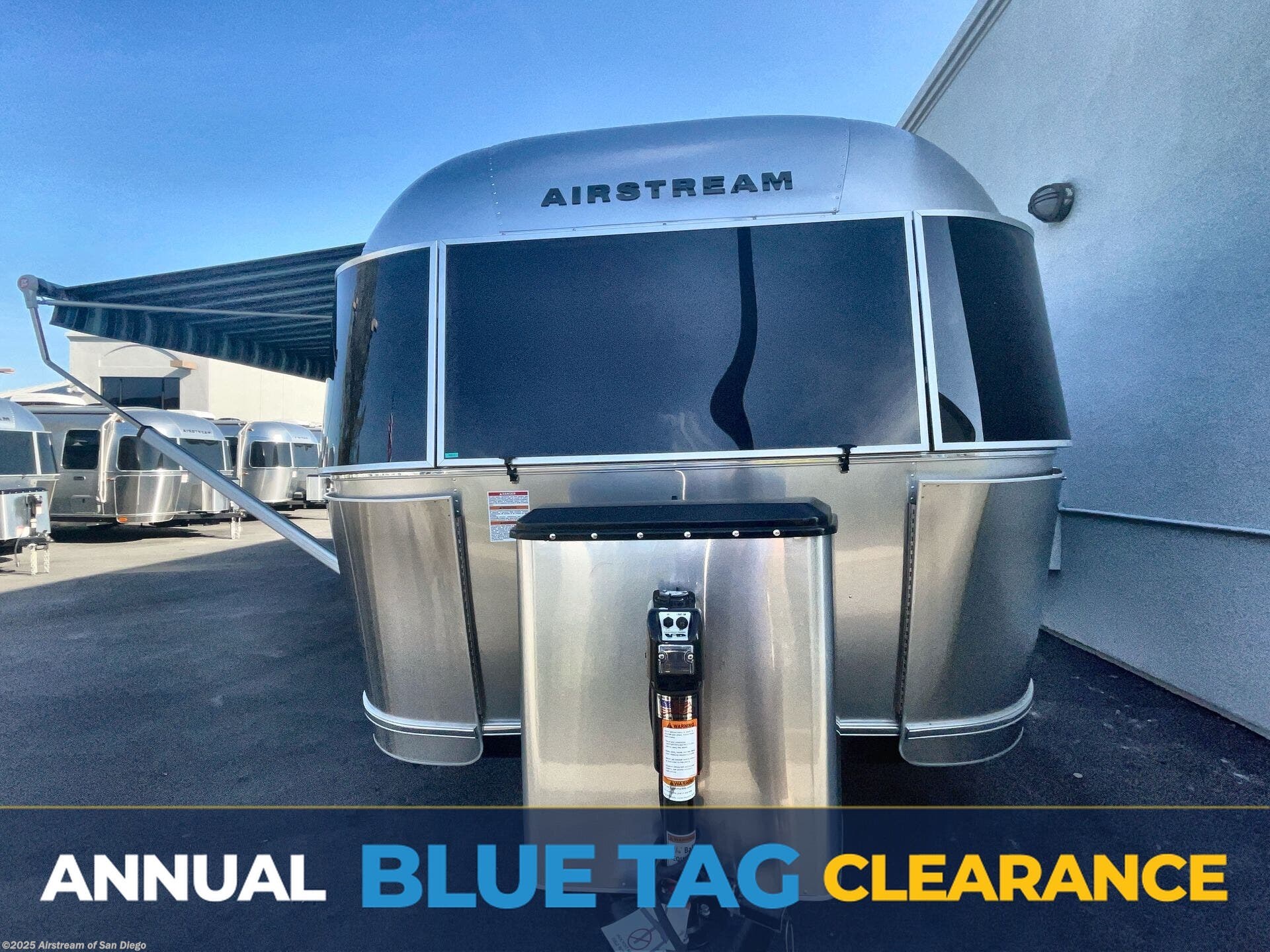New 2025 Airstream International 30RB Twin available in San Diego, California