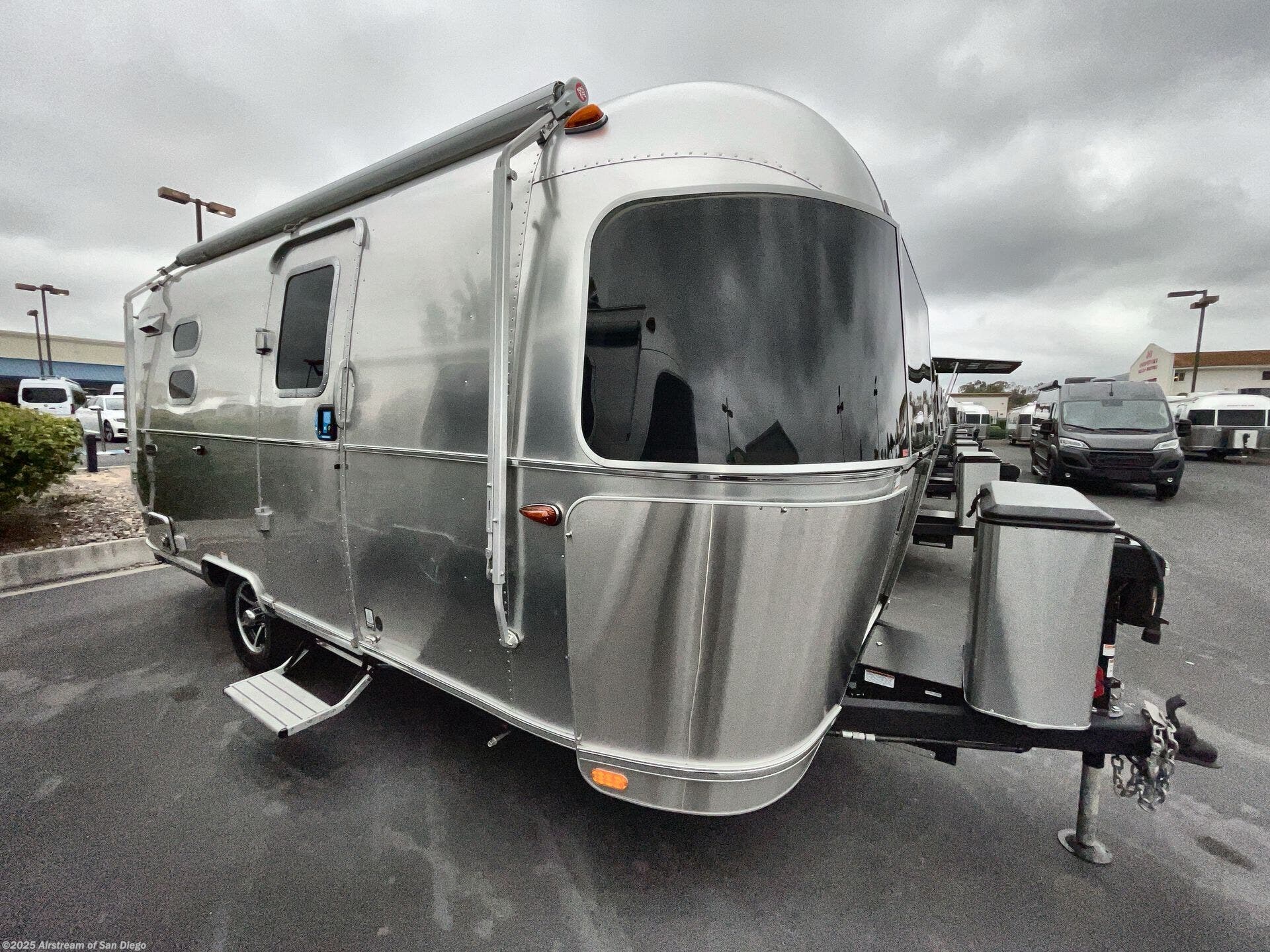 New 2025 Airstream Caravel 20FB available in San Diego, California
