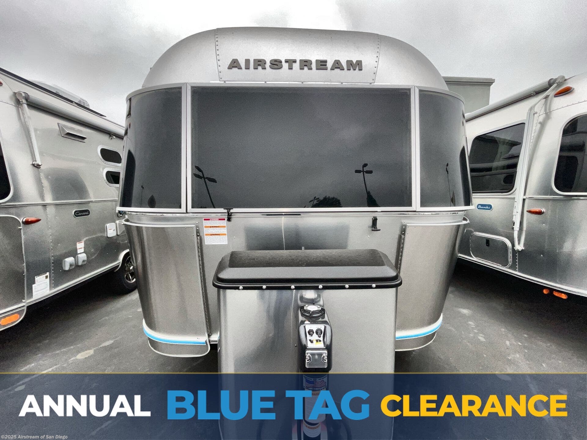 New 2025 Airstream Caravel 22FB available in San Diego, California