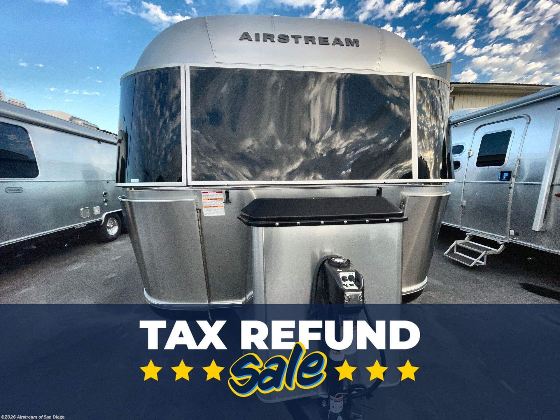 New 2026 Airstream Classic 30RB available in San Diego, California