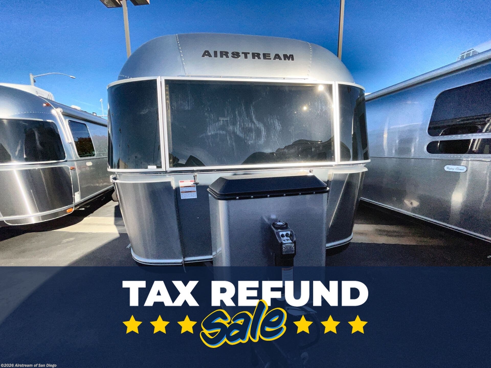 New 2026 Airstream Classic 28RB Twin available in San Diego, California