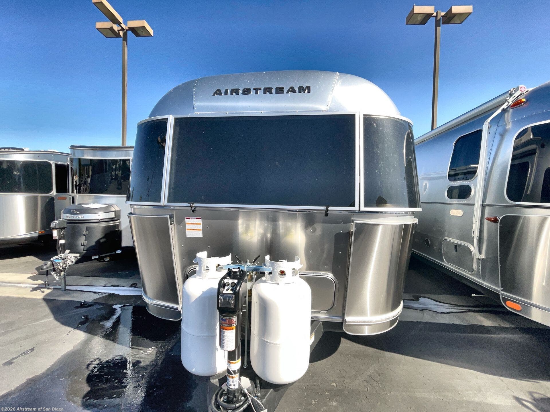 New 2026 Airstream Globetrotter 25FB Twin available in San Diego, California