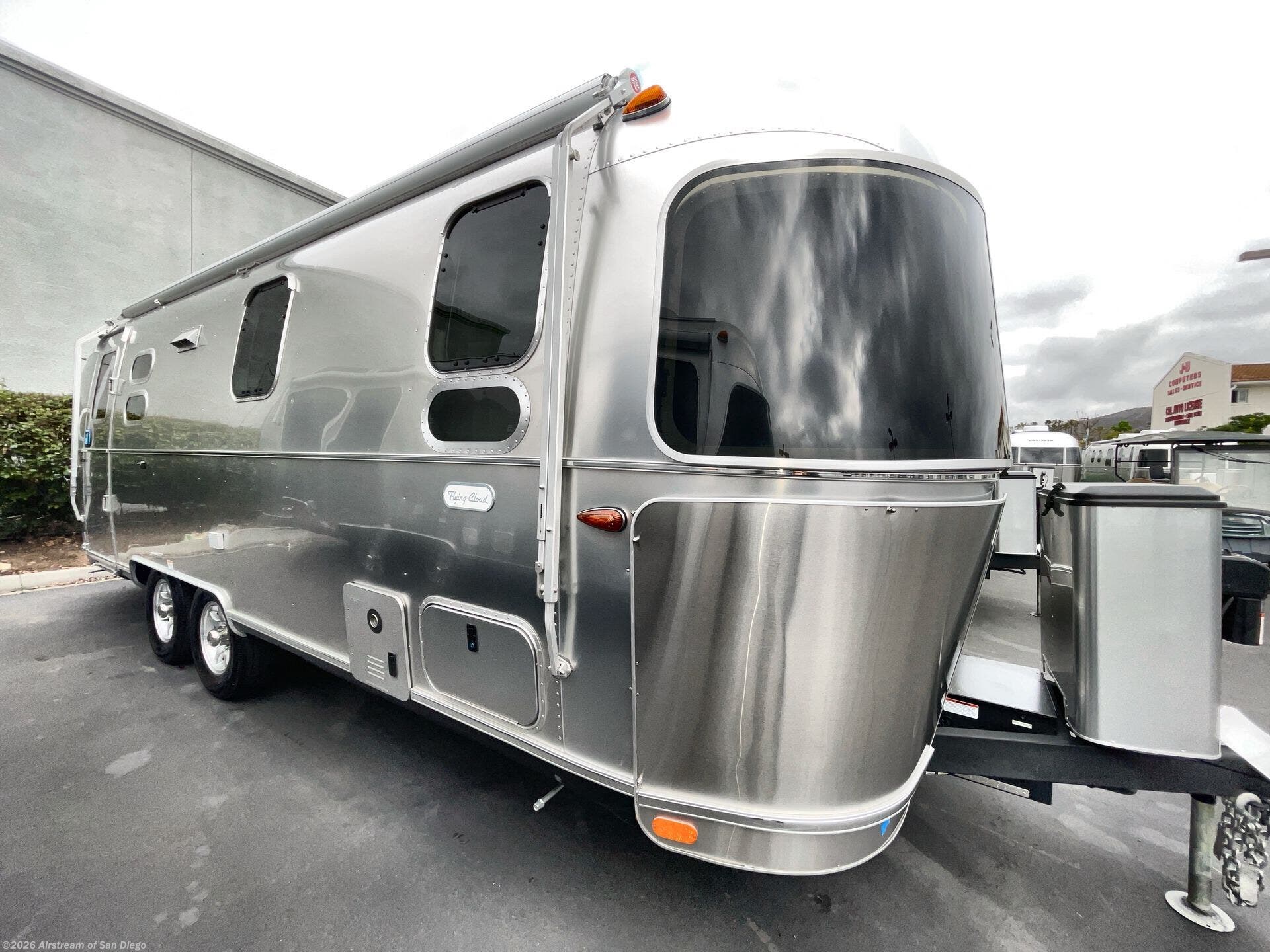 New 2026 Airstream Flying Cloud 25FB Twin available in San Diego, California
