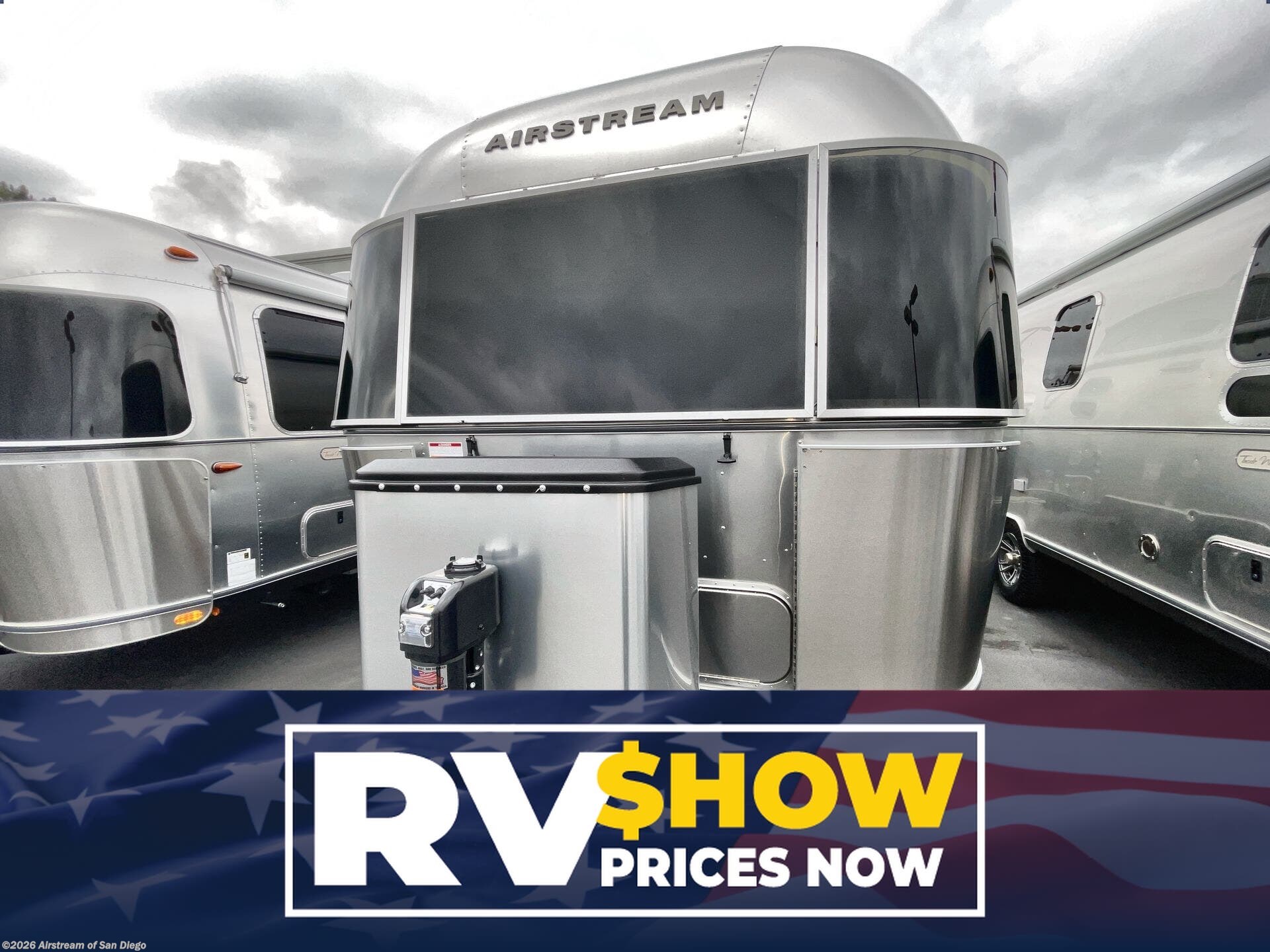New 2026 Airstream Trade Wind 23FB Twin available in San Diego, California